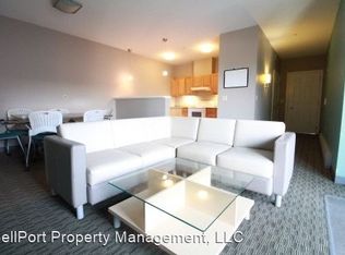 25 Crescent St UNIT 102, Portland, ME 04102