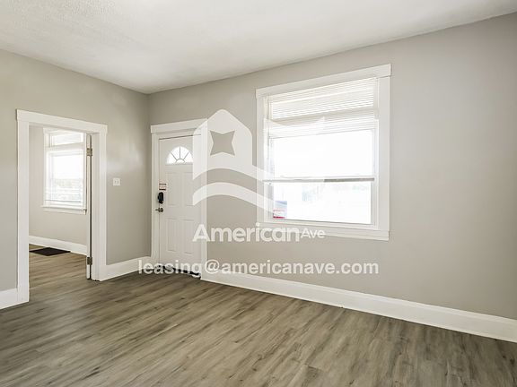 2-Living Room