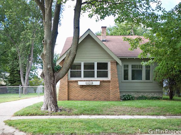2nd image of 2659 Boulevard Dr SW