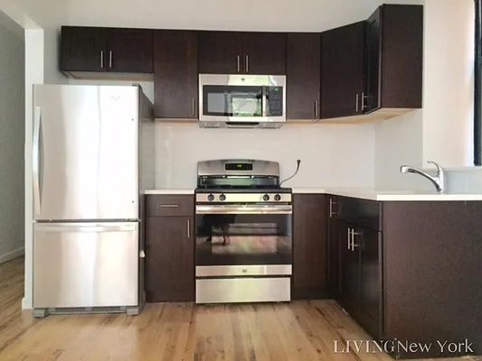 Rented by Living New York | media 4