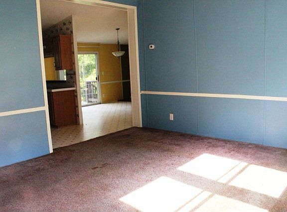 3rd image of 1325 Orchard Dr