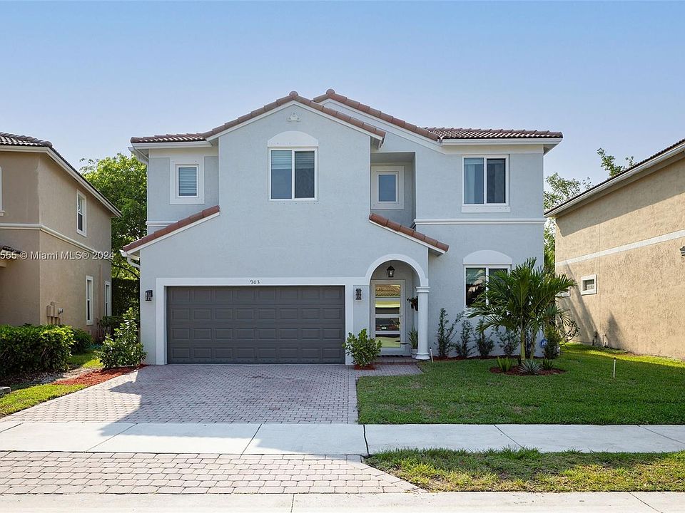 1st image of 903 NW 126th Ave