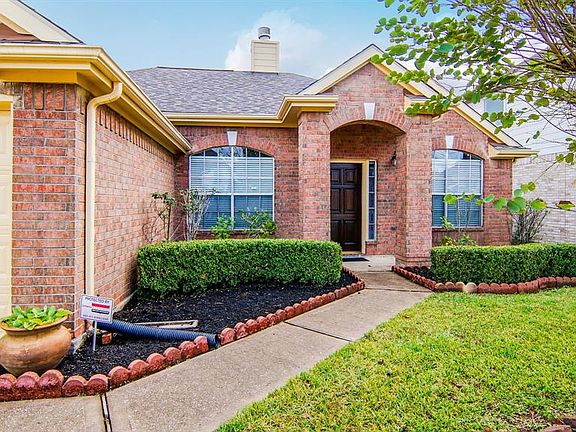 3rd image of 10018 Citruswood Ln