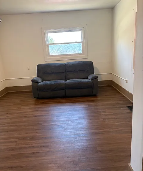 105 Forest St #3 — Photo 3