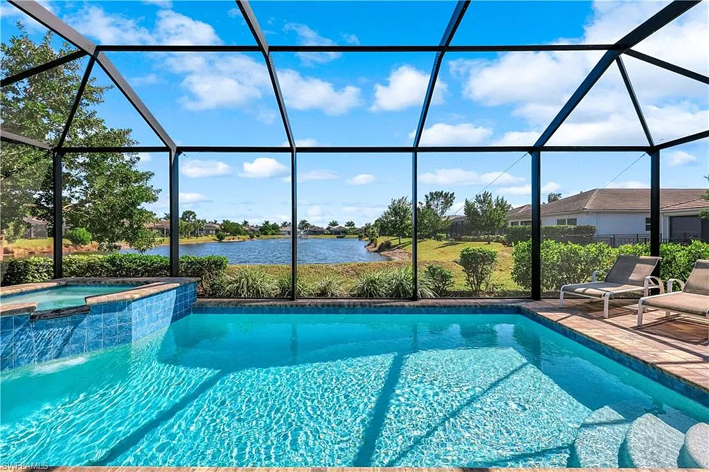4 bed, 3.5 bath, 2432 sqft, $9,000 — Photo 3