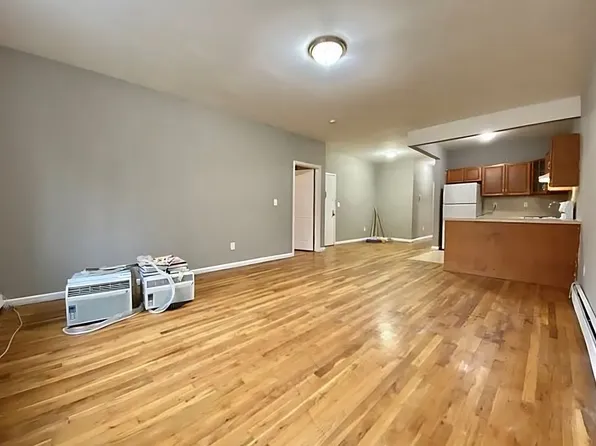 387 Sumpter Street image 2 of 13