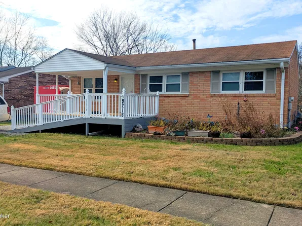 9216 Lantana Dr, Louisville, KY 40229