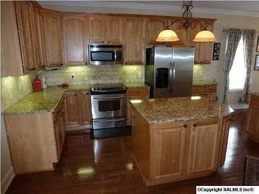 5th image of 7000 Southcreek Dr SE