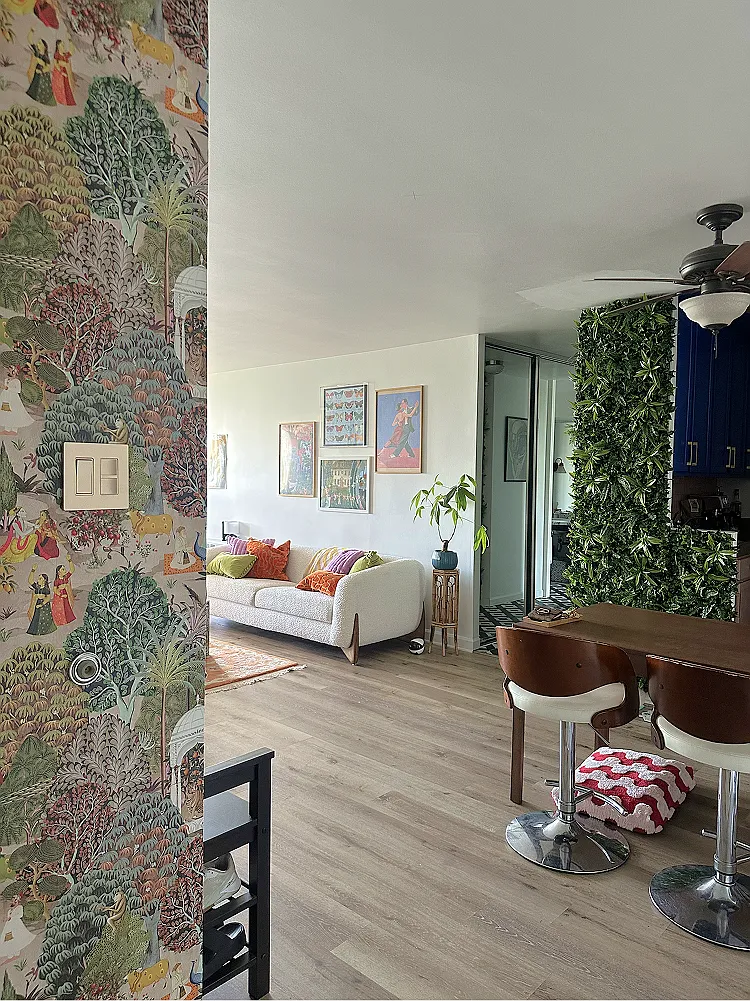 1 bed, 694 sqft, $2,300 — Photo 1