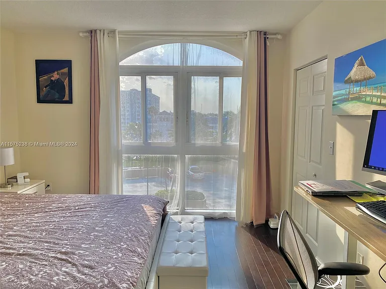 2080 S Ocean Dr #401 — Photo 23