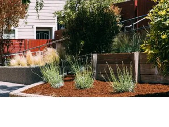 2000 International Blvd, Oakland, CA 94606