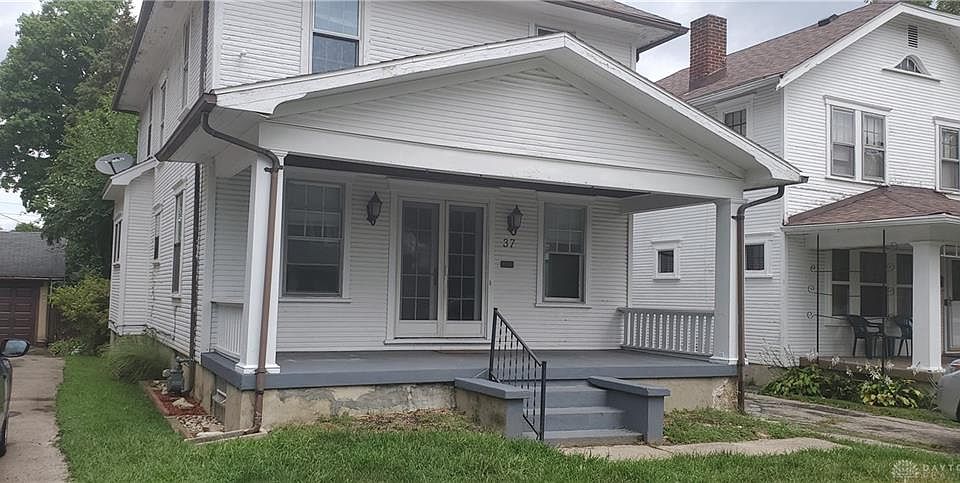 1st image of 37 Forest Glen Ave