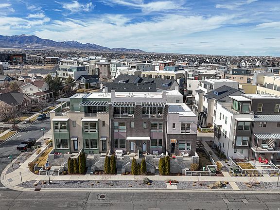 2nd image of 4512 W Kestrel Ridge Rd #313