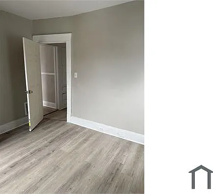 11901 Fairport Ave — Photo 9