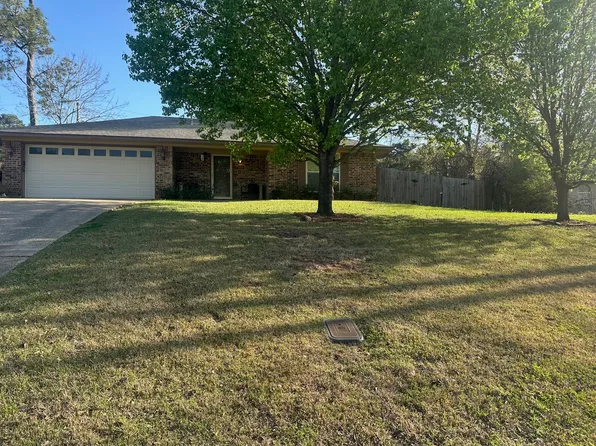 809 Princesa Dr, Princeton, LA 71037