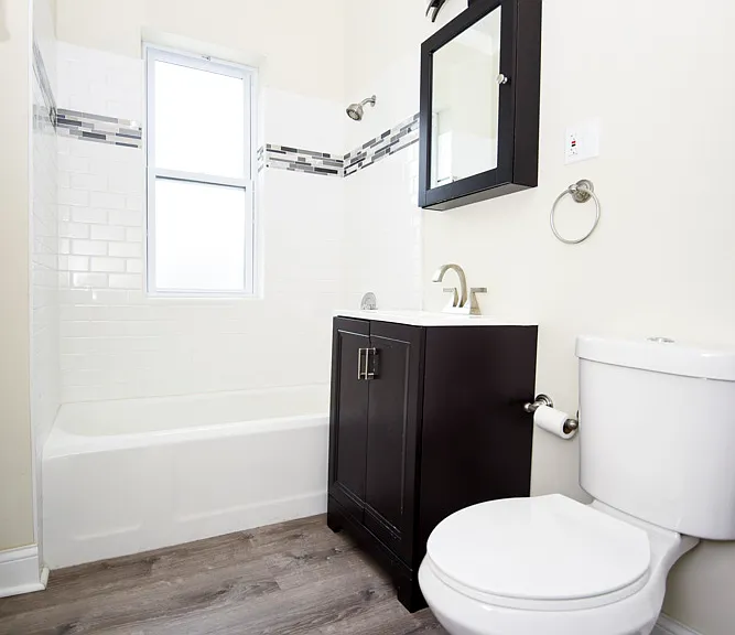 312 Lee St #2 — Photo 8
