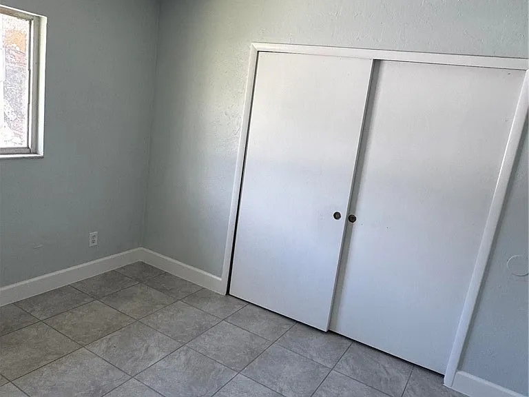 2027 Eloise Cir — Photo 8