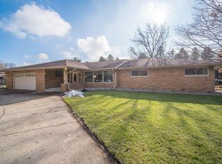 11729 W Hayes Ave, West Allis, WI 53227