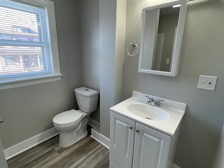 26 N Pine St #3 — Photo 4