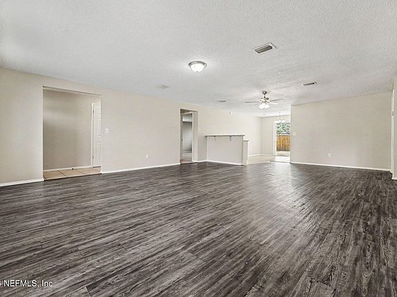 3rd image of 1451 BUTTE Court