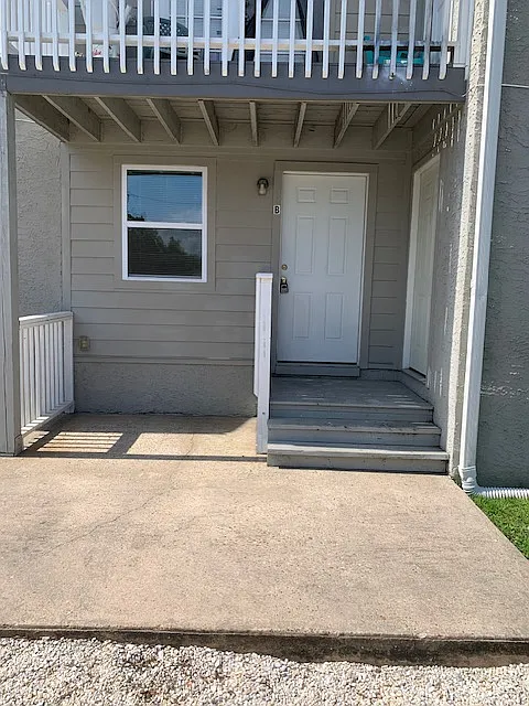 2503 W 10th Street - 2503b-Andre — Photo 2