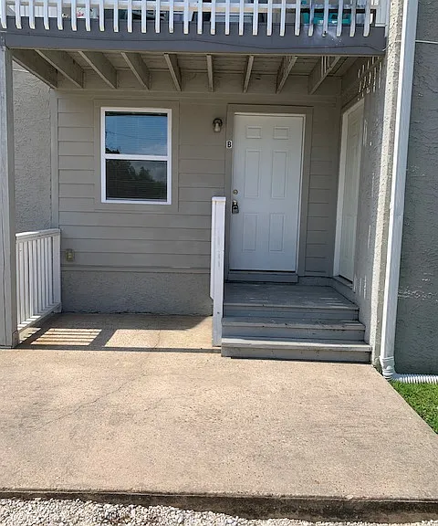 2503 W 10th St #2503B — Photo 2