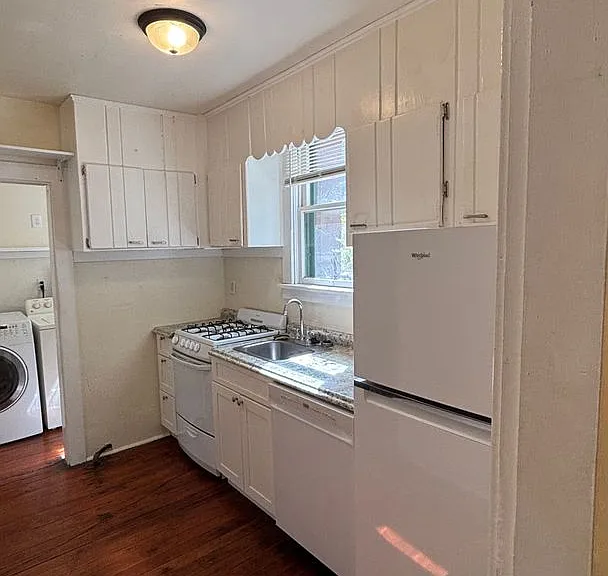103 Ruxton Ave #C — Photo 22