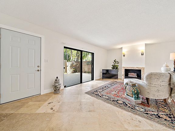 Home For Sale In Sandalwood Estates