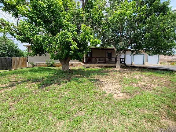 2nd image of 105 Quail Valley Dr