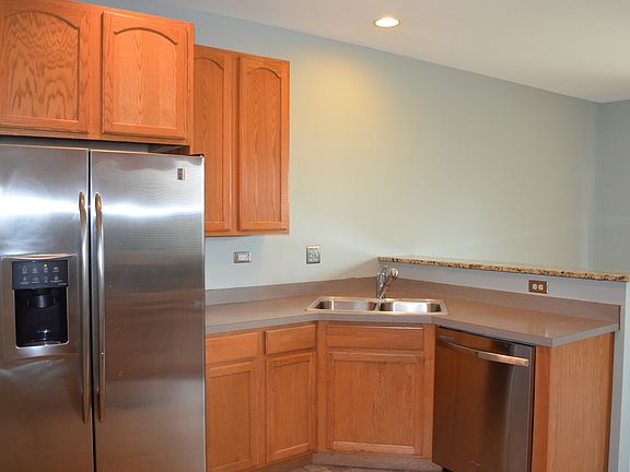 5th image of 374 Chesapeake Ln #374