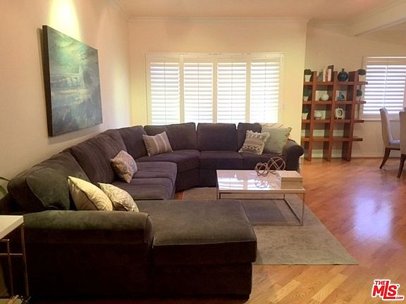 2nd image of 829 Westbourne Dr