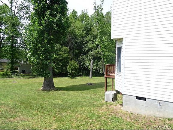 4th image of 19200 Maurer Ln