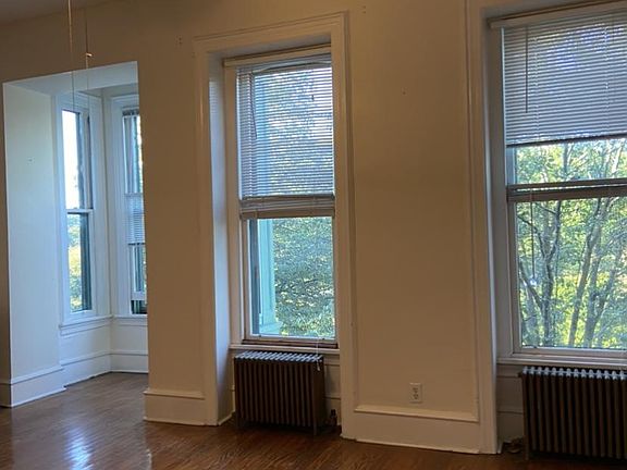 4th image of 498 Madison Ave #2