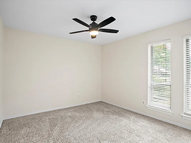 2309 Lawndale Dr — Photo 19