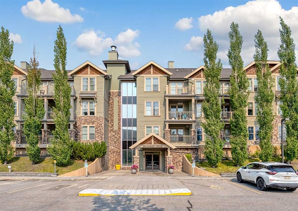1st image of 205 S Sunset Dr #320