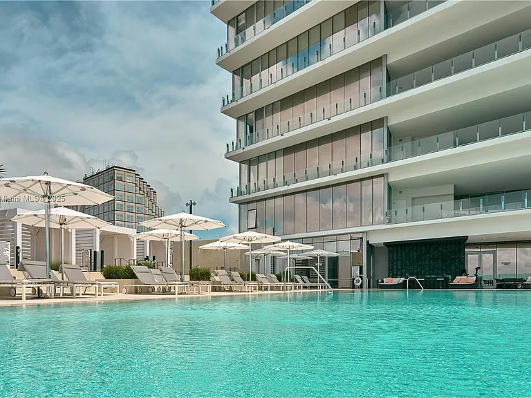 300 Biscayne Boulevard Way #4 — Photo 4