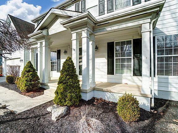 3rd image of 3888 Village Club Dr