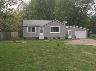 9309 Field Rd, Clay, MI 48001