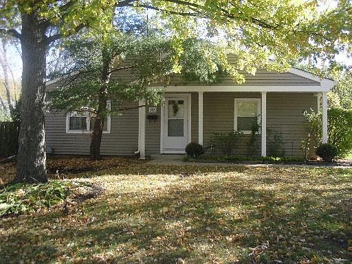 1st image of 837 Mansfield Ct