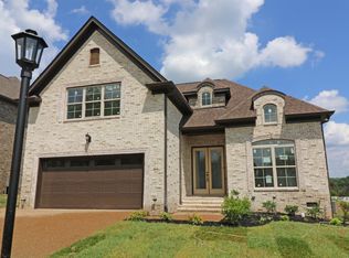 216 Farmbrook Ln, Mount Juliet, TN 37122