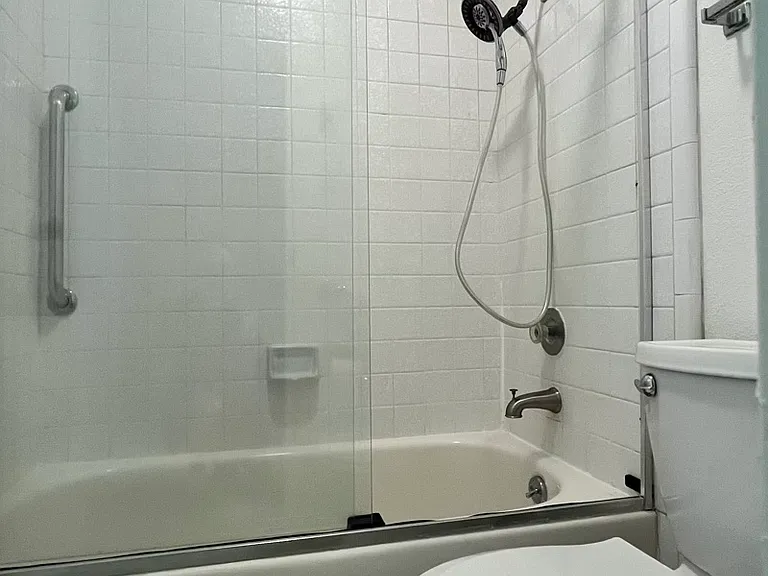 7222 Shelter Creek Ln — Photo 5