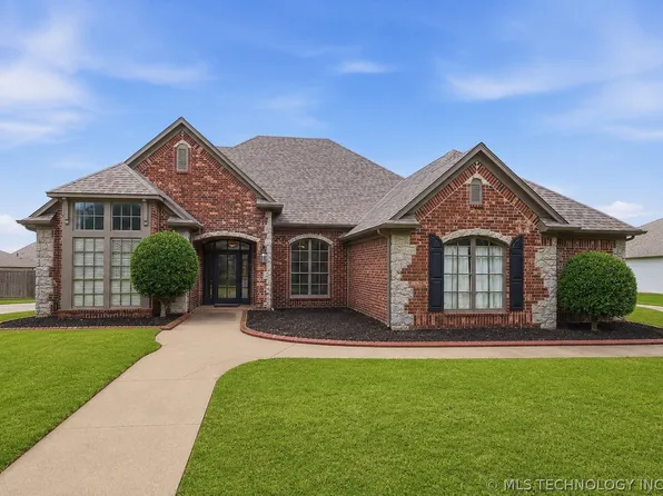 309 E Imperial St, Broken Arrow, OK 74011