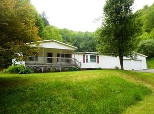 851 Hoopwood Br, Pikeville, KY 41501