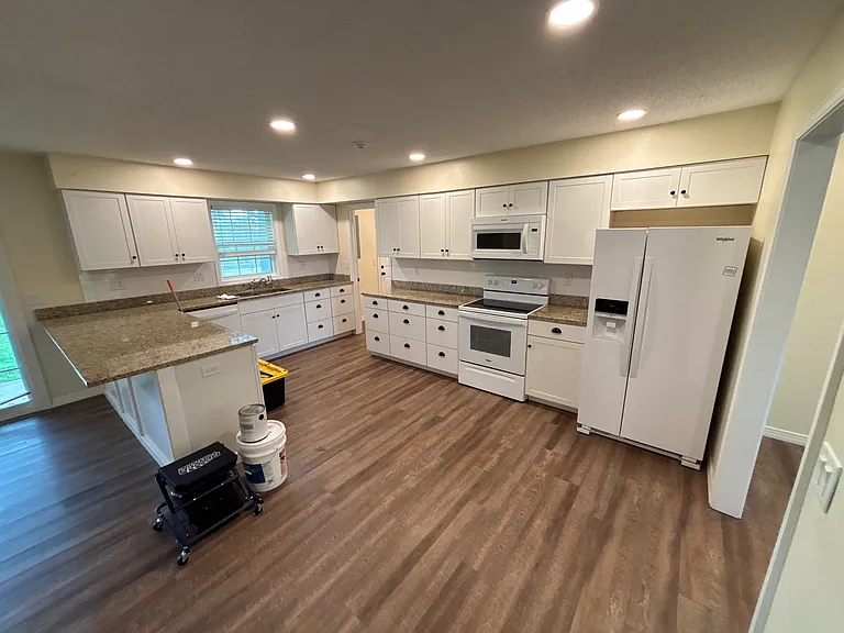8241 W Farm Road 94 — Photo 5
