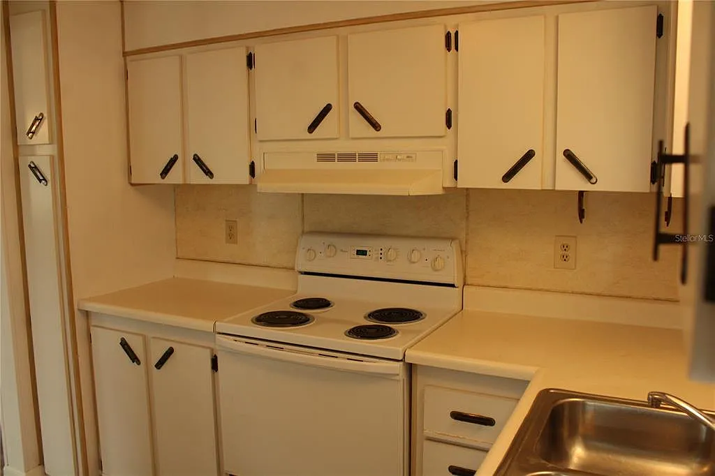 2 bed, 1.5 bath, 1025 sqft, $1,500 — Photo 4