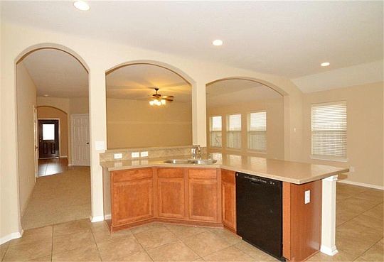 4th image of 1618 Ponte Leone Ln