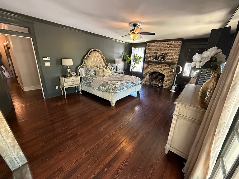 419 N Walnut St — Photo 13