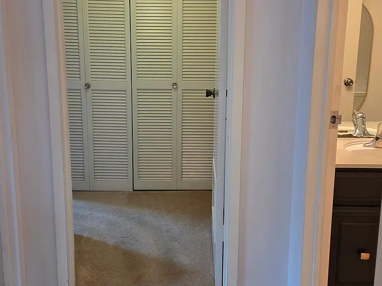 207 5th Ave SW #208 — Photo 34