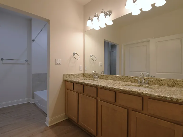 6067 Hamilton Meadows Way — Photo 26