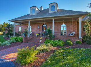 282 Greenview Way, Bowling Green, KY 42103
